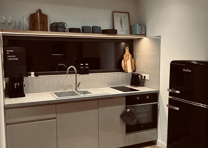 Leniviec 鲁比亚托沃